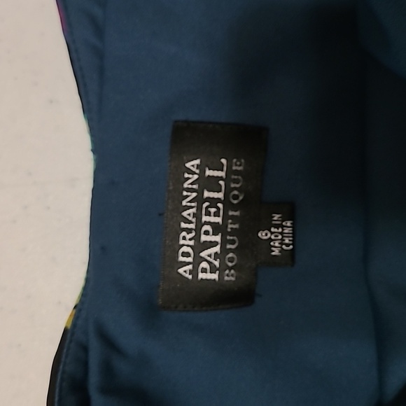 Adrianna Papell Boutique Colorful Backless Halter Style Dress size 6 - Picture 6 of 13